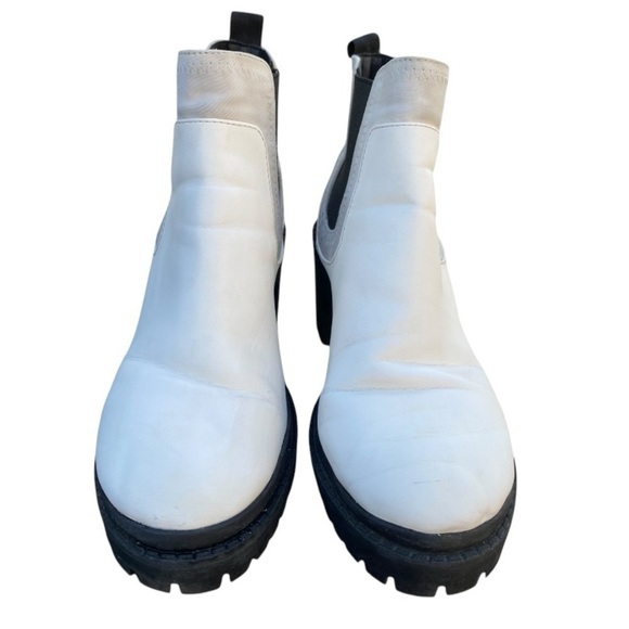 Simply Vera Vera Wang Crested Women's Block Heel Chelsea Boots I Size: 7 - Picture 4 of 16